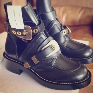 Balenciaga Ceinture ankle boots